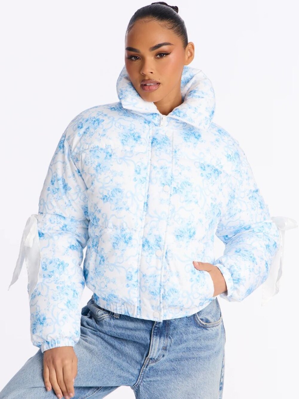 NWT Adorable Baby Blue & White Floral Coquette Touch Floral Puffer Jacket - XL